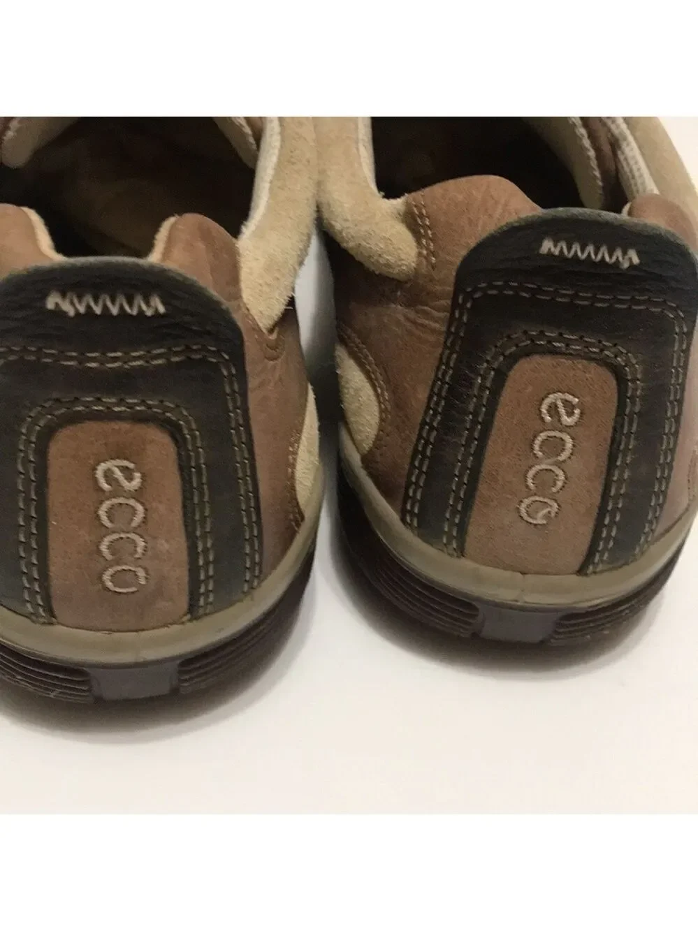 Men’s Ecco Suede/Leather Walking Shoe Size 40